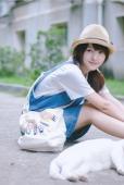 素颜美女户外清纯可人图