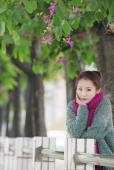 冬日暖人的长发清纯少女