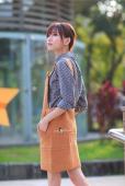 复古时尚甜美女孩