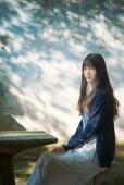 长发美女户外清纯甜美图