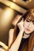 复古书店的清纯动人美女