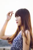 碎花长裙美女在天台清纯照