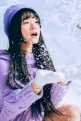 雪地清纯妹子私房照