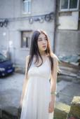 长发美女森林清纯图