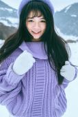 雪地清纯妹子私房照