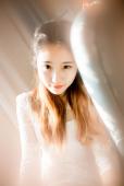 白裙少女私房清纯迷人图