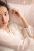 纯白私房照甜美清纯女