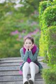 冬日暖人的长发清纯少女