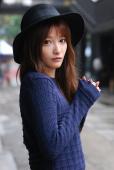 邻家女孩清纯迷人图