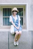 素颜美女户外清纯可人图