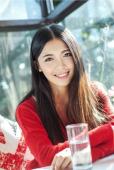 长腿美女清纯甜美笑容